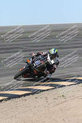 media/Oct-13-2025-Moto Forza (Mon) [[a66d839500]]/2-A Group/Session 2 (Bowl)/